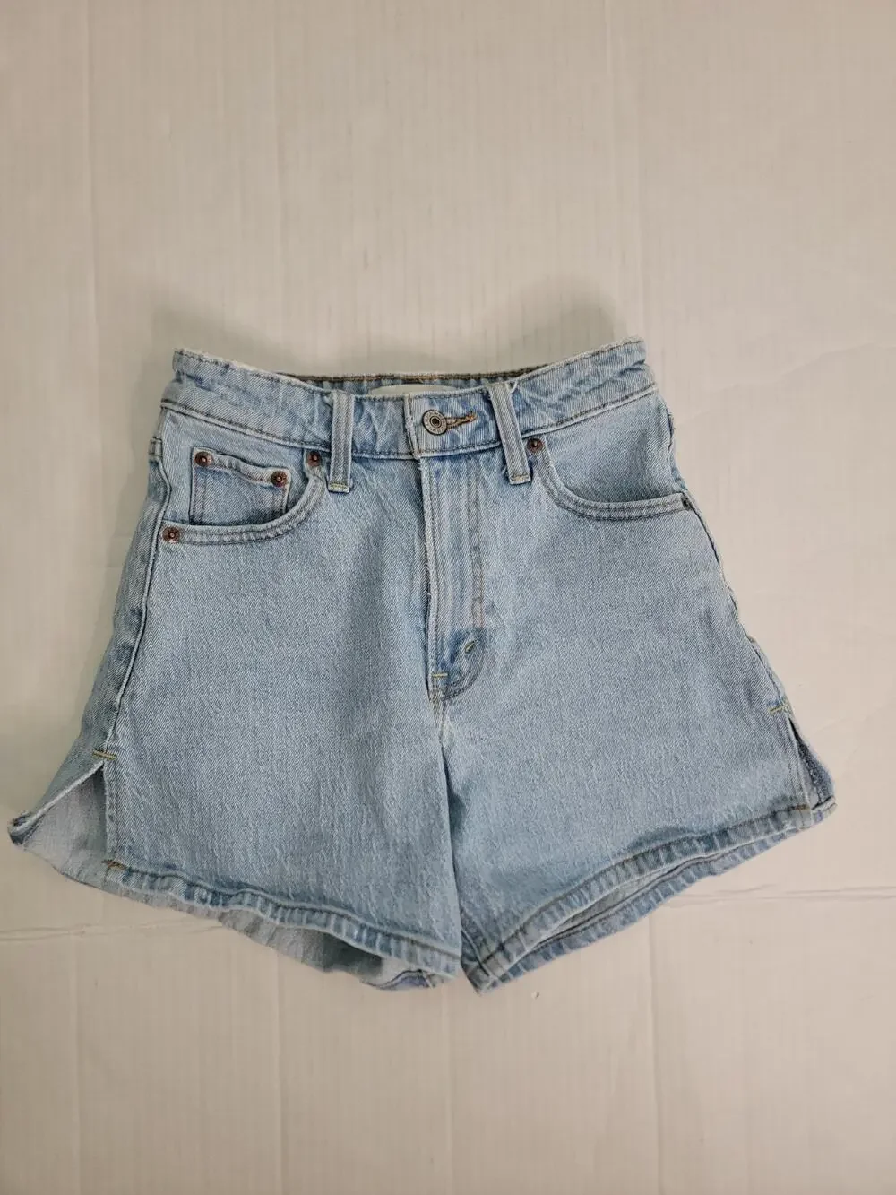 Abercrombie Denim Shorts Womens SZ 23 The Dad High Rise Curve Love Side Slits
